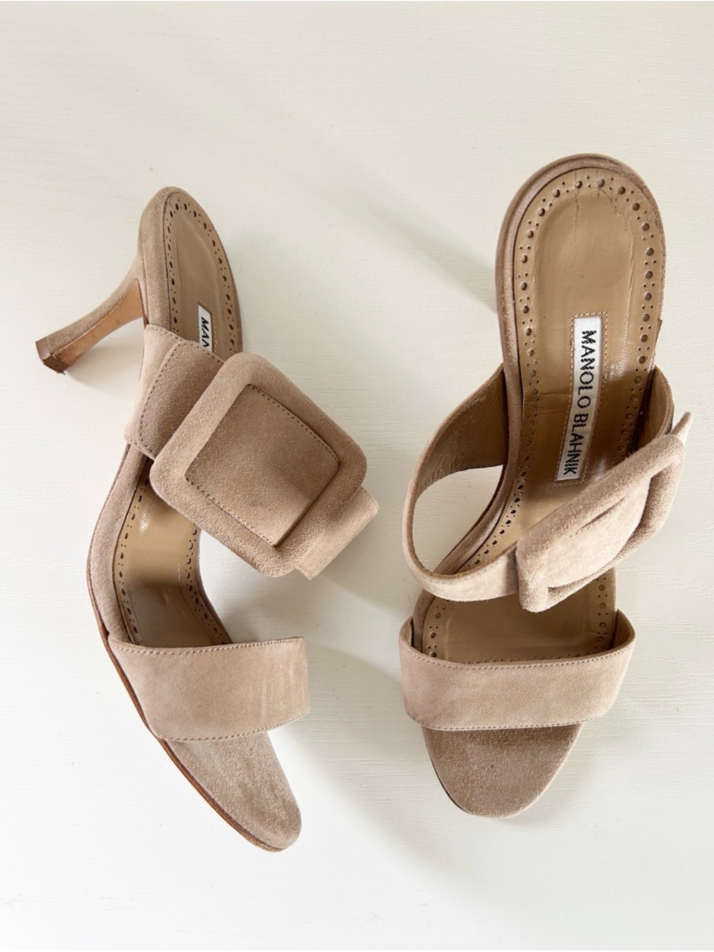 Manolo Blahnik Gable Beige Suede Buckle Mule Heels Size EU 36.5